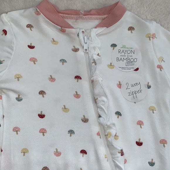 NWT Milkberry Mushrooms 6-9M Ruffle Footie & Headband Set White and Pink Bamboo - Picture 2 of 10